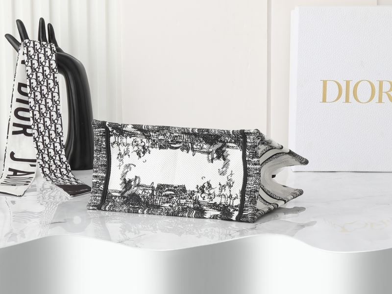 Christian Dior Shopping Bags